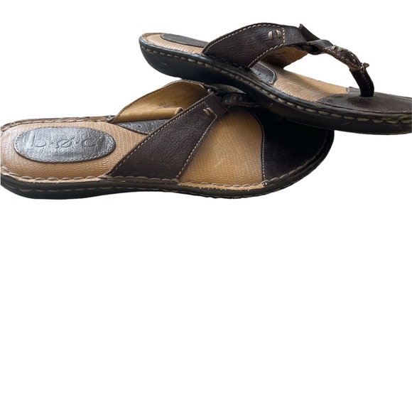 Brown ROC Toe Thong Low Wedge Sandals - Picture 2 of 4